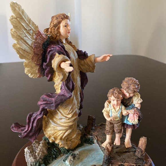 My Guardian Angel Figurine - Angel Watching Over Two Children Crossing a Bridge - Picture 5 of 12